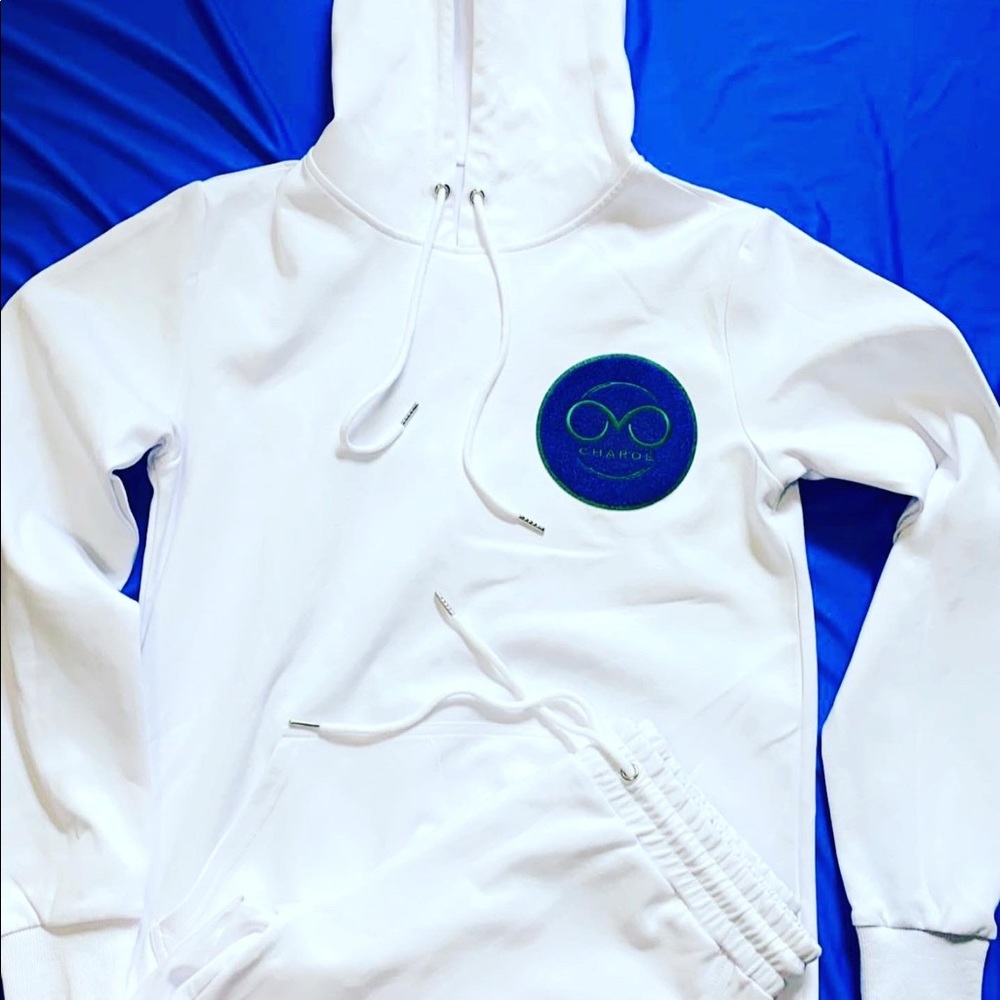 Brand new Chardé outfit.